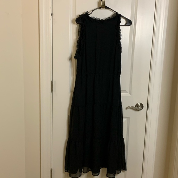 Black dress affair! Here you come! - Picture 1 of 2